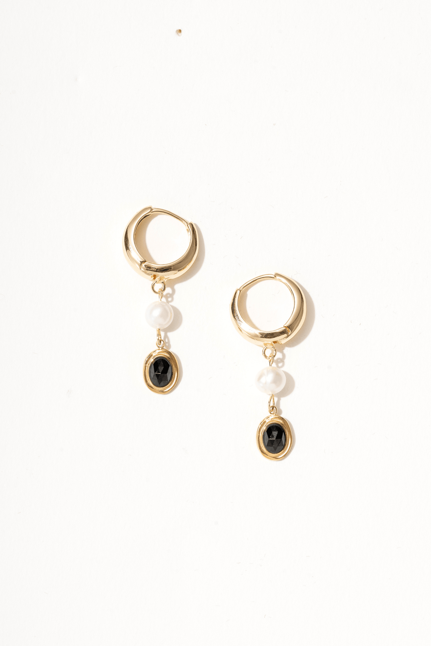 Cassian Pearl with Black Agate Drop Earrings