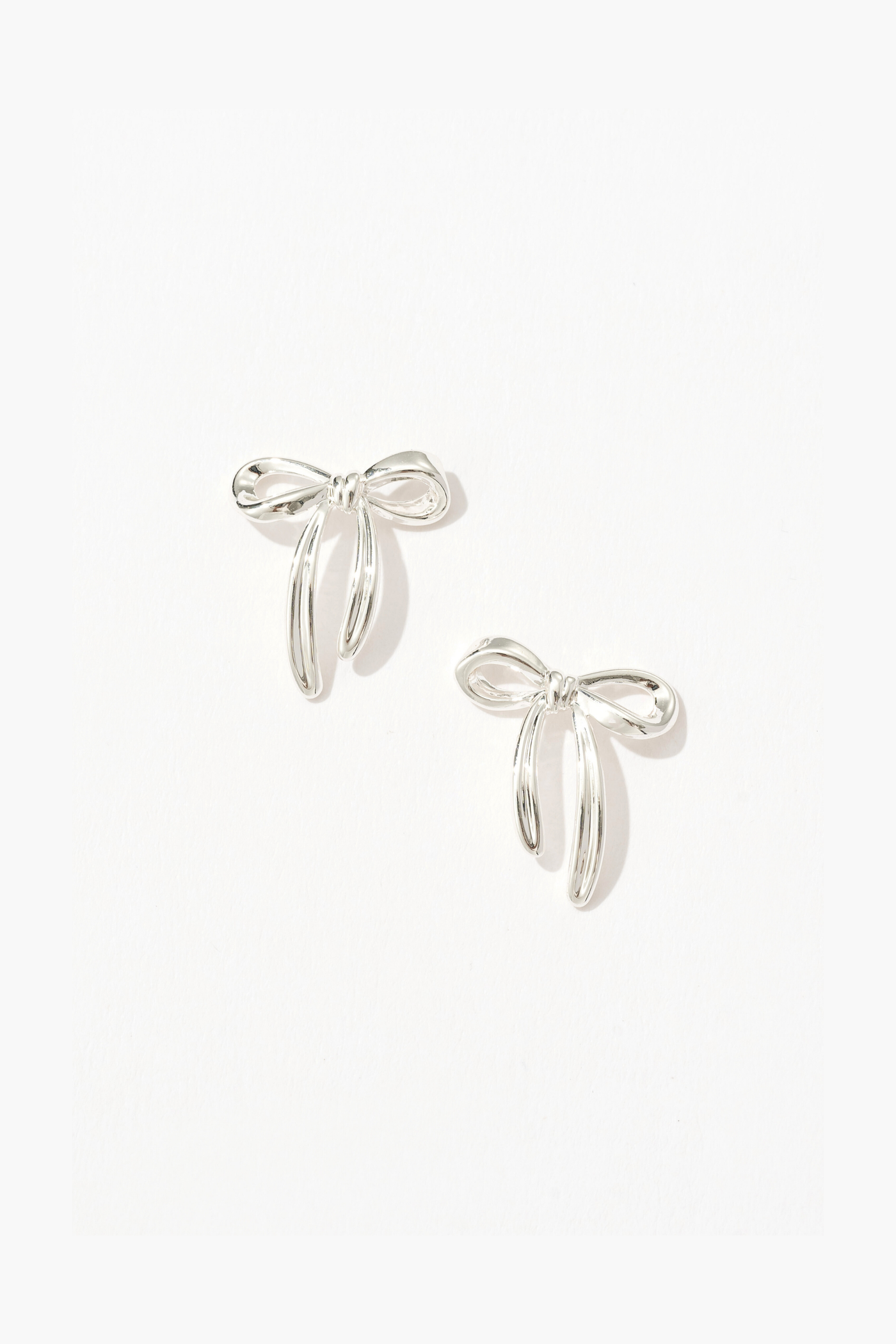 Étoile Bow Earrings