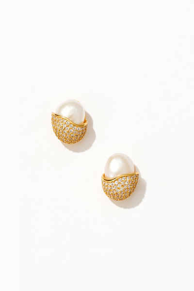 Nest Pearl Stud Earrings