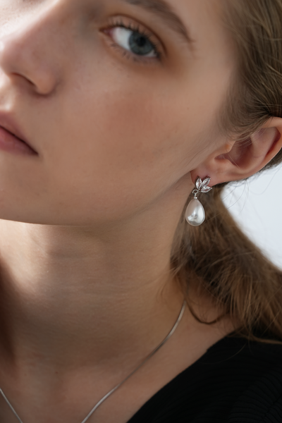 Silver Dew-Kissed Leaf Earrings