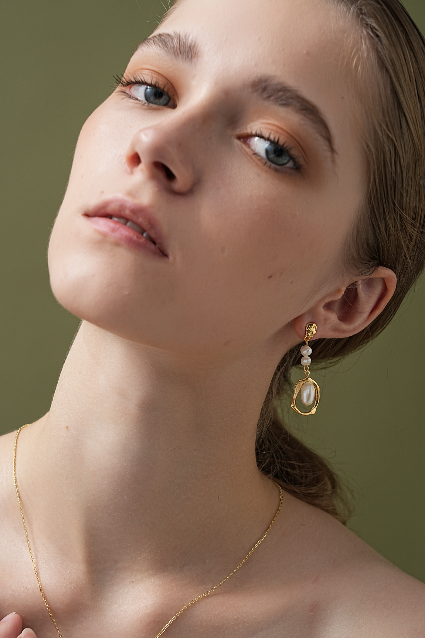 Isra Pearl Drop Earrings