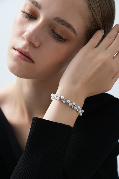 Glistening Pearl Bracelet Silver